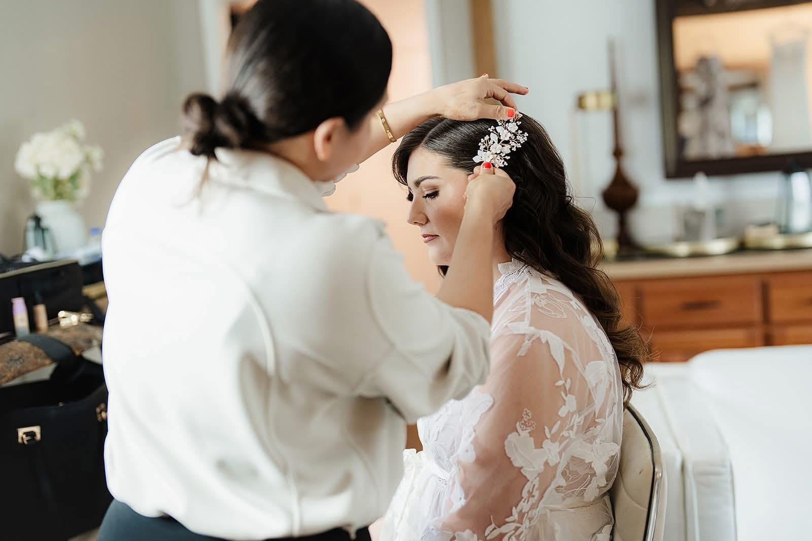Wedding day hairstyling by Deysi Sanchez Vargas